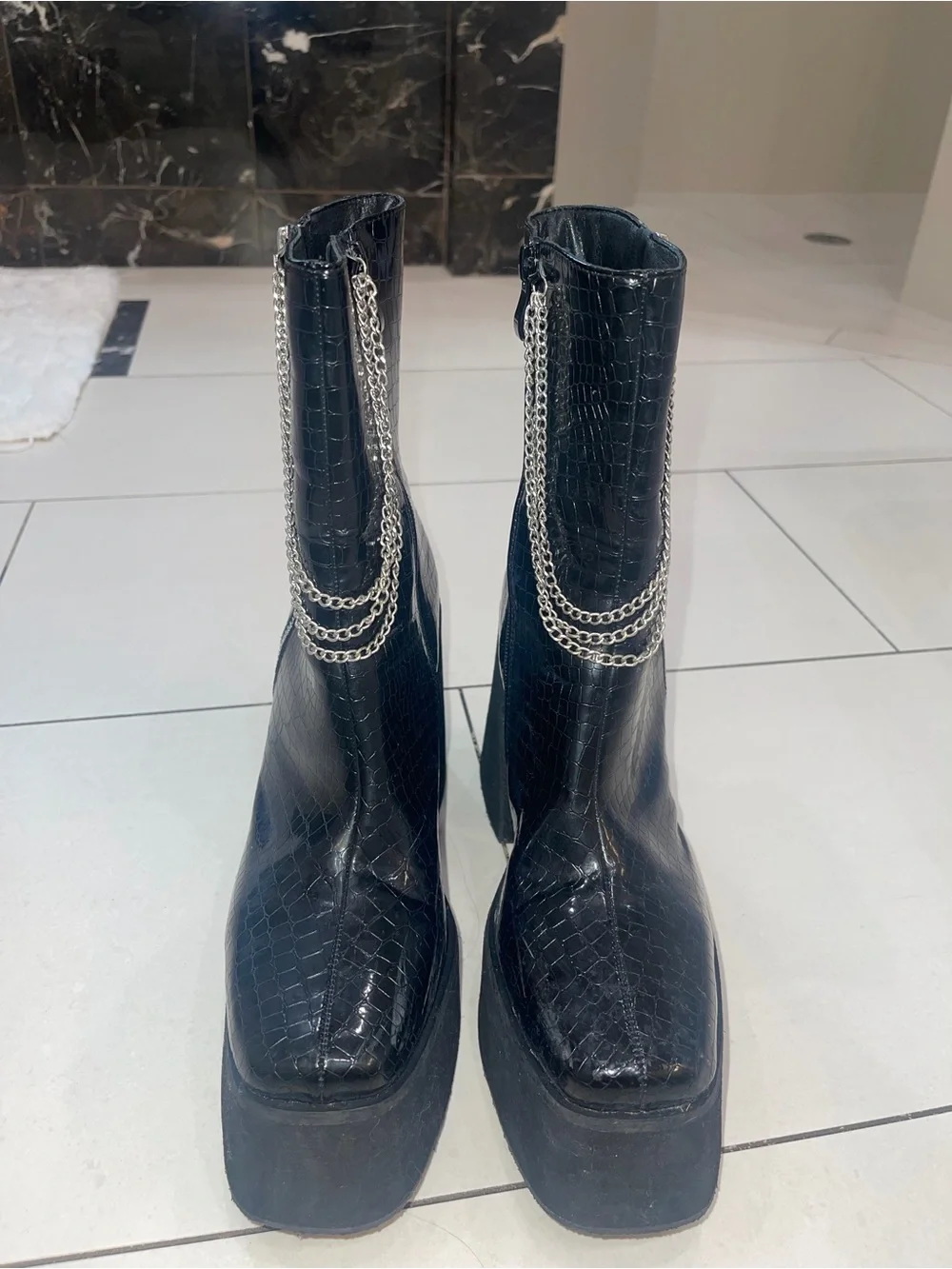 Dolls Kill Arnor Croc Chain Platform Boots Black Size 9